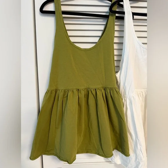 Sleeveless Peplum/Babydoll Tops - Olive Green and White - Picture 2 of 4
